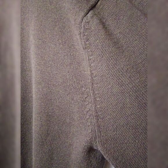 Levi's sweater - Picture 4 of 6